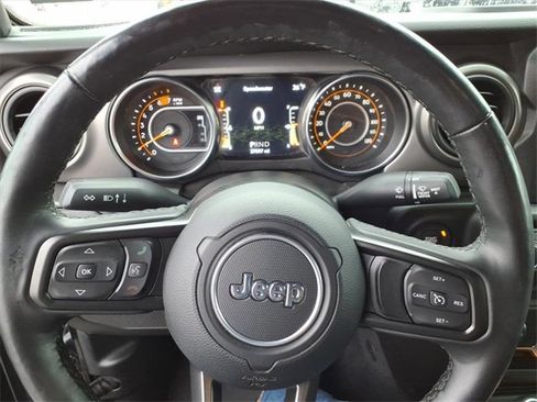 Used 2021 Jeep Wrangler Unlimited Sport image 17