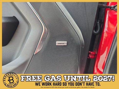New 2026 GMC Yukon XL Elevation w/ Elevation Premium Package AWD/4WD image 17