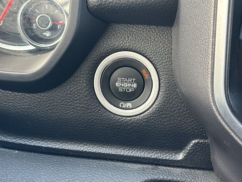 Used 2025 RAM 1500 Big Horn image 15