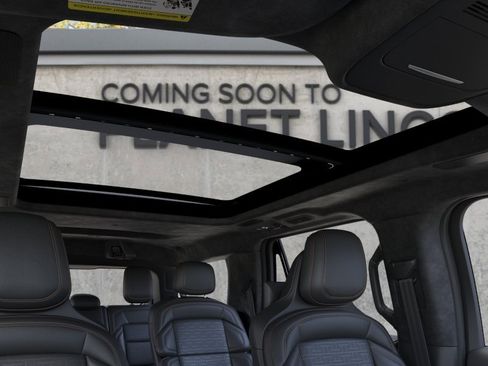 New 2026 Lincoln Navigator Black Label AWD/4WD image 22