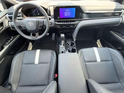 Certified 2025 Toyota Camry SE image 15