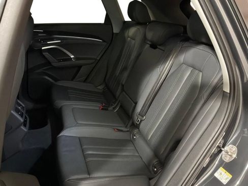 Used 2025 Audi Q5 Premium w/ Premium Plus AWD/4WD image 16