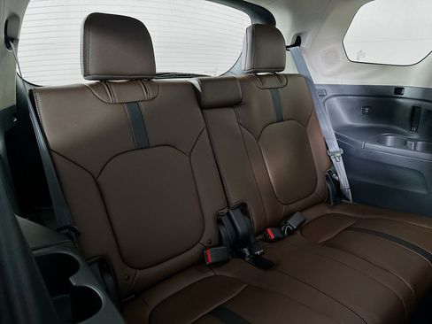 New 2026 Honda Pilot image 27