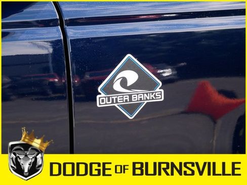 Used 2021 Ford Bronco Outer Banks AWD/4WD image 12