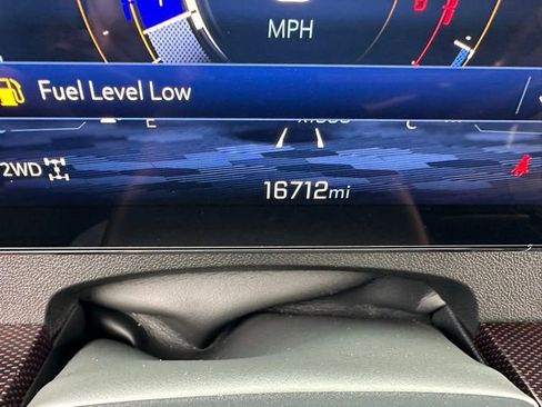 Used 2024 Chevrolet Traverse RS image 6