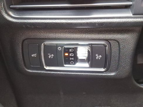 Used 2020 Lincoln Corsair AWD w/ Equipment Group 101A image 24