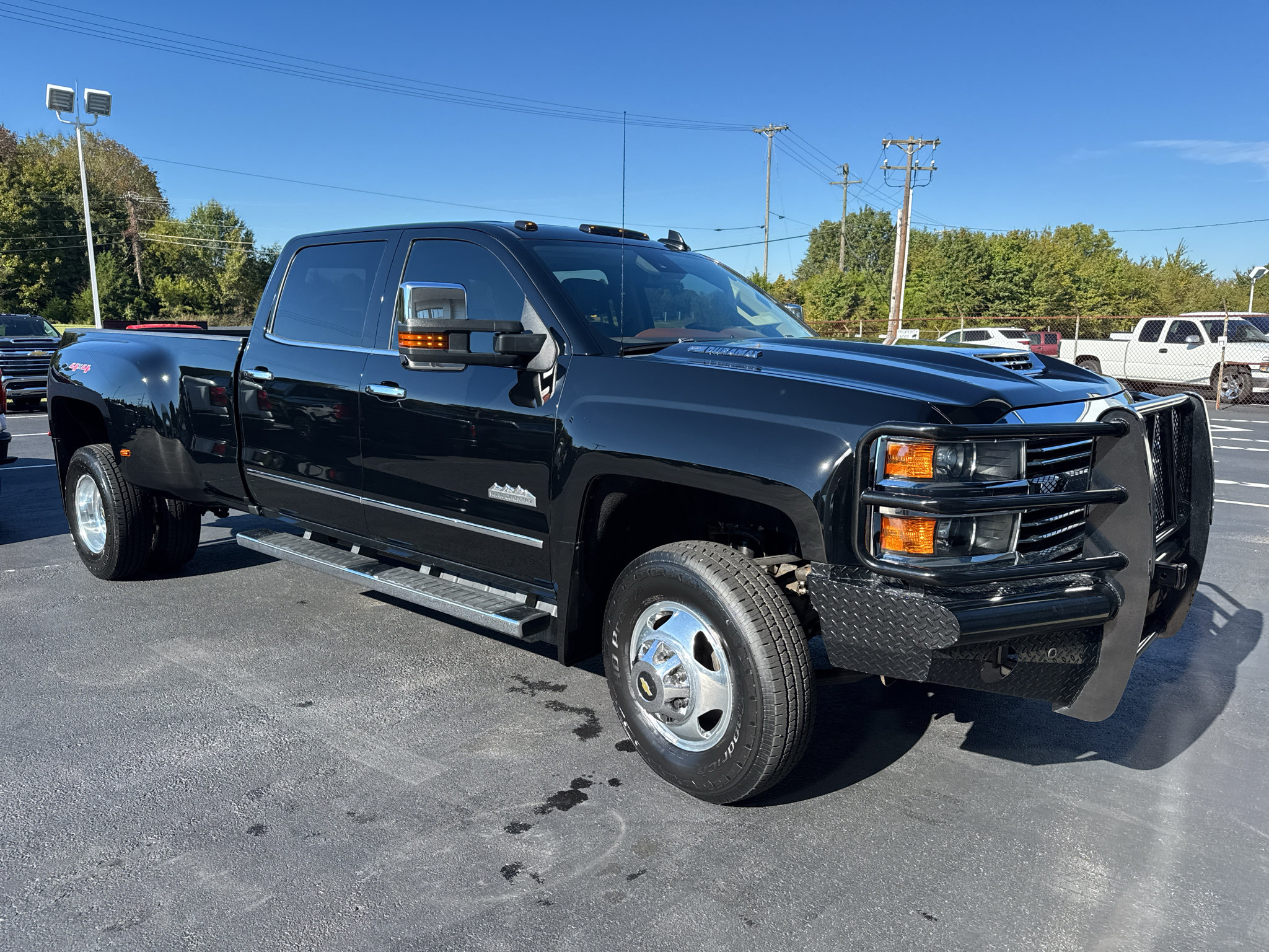 Used 2017 Chevrolet Silverado 3500 High Country w/ Duramax Plus Package AWD/4WD image 3