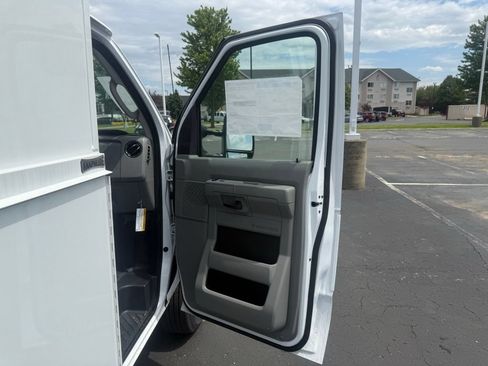 New 2026 Ford E-350 and Econoline 350 Super Duty w/ Power Equipment Group RWD image 64