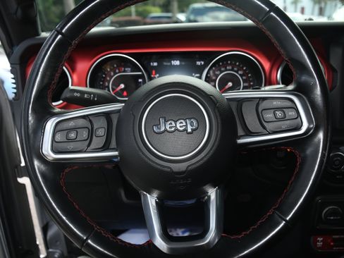 Used 2021 Jeep Wrangler Unlimited Rubicon image 11