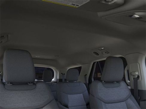 New 2026 Ford Explorer Active image 22