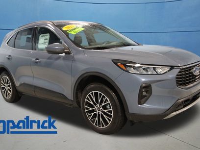 Used 2025 Ford Escape SE