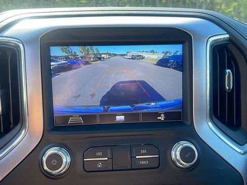 Used 2020 GMC Sierra 1500 SLT w/ SLT Premium Plus Package AWD/4WD image 18