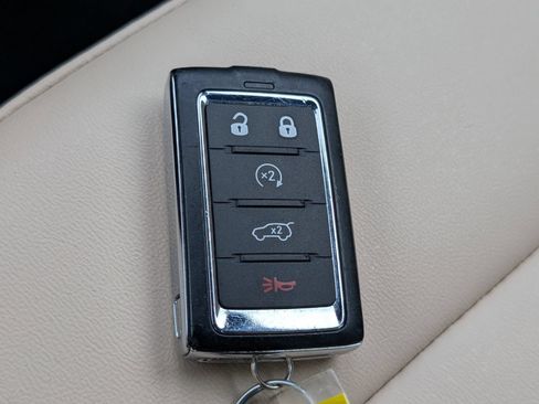 Used 2024 Jeep Grand Cherokee Limited AWD/4WD image 38