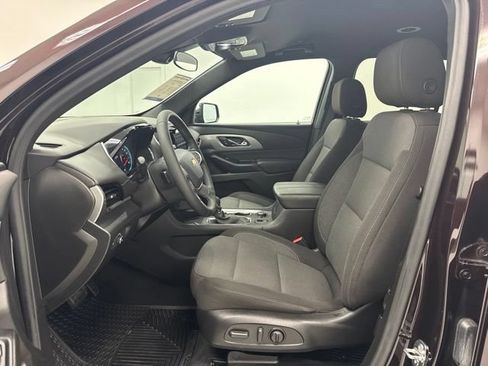 Used 2023 Chevrolet Traverse LT FWD image 22