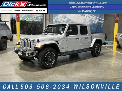 Certified 2023 Jeep Gladiator Overland image 1