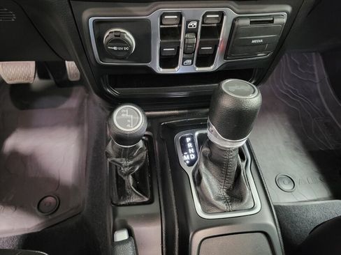 Used 2023 Jeep Wrangler Unlimited Sport AWD/4WD image 42