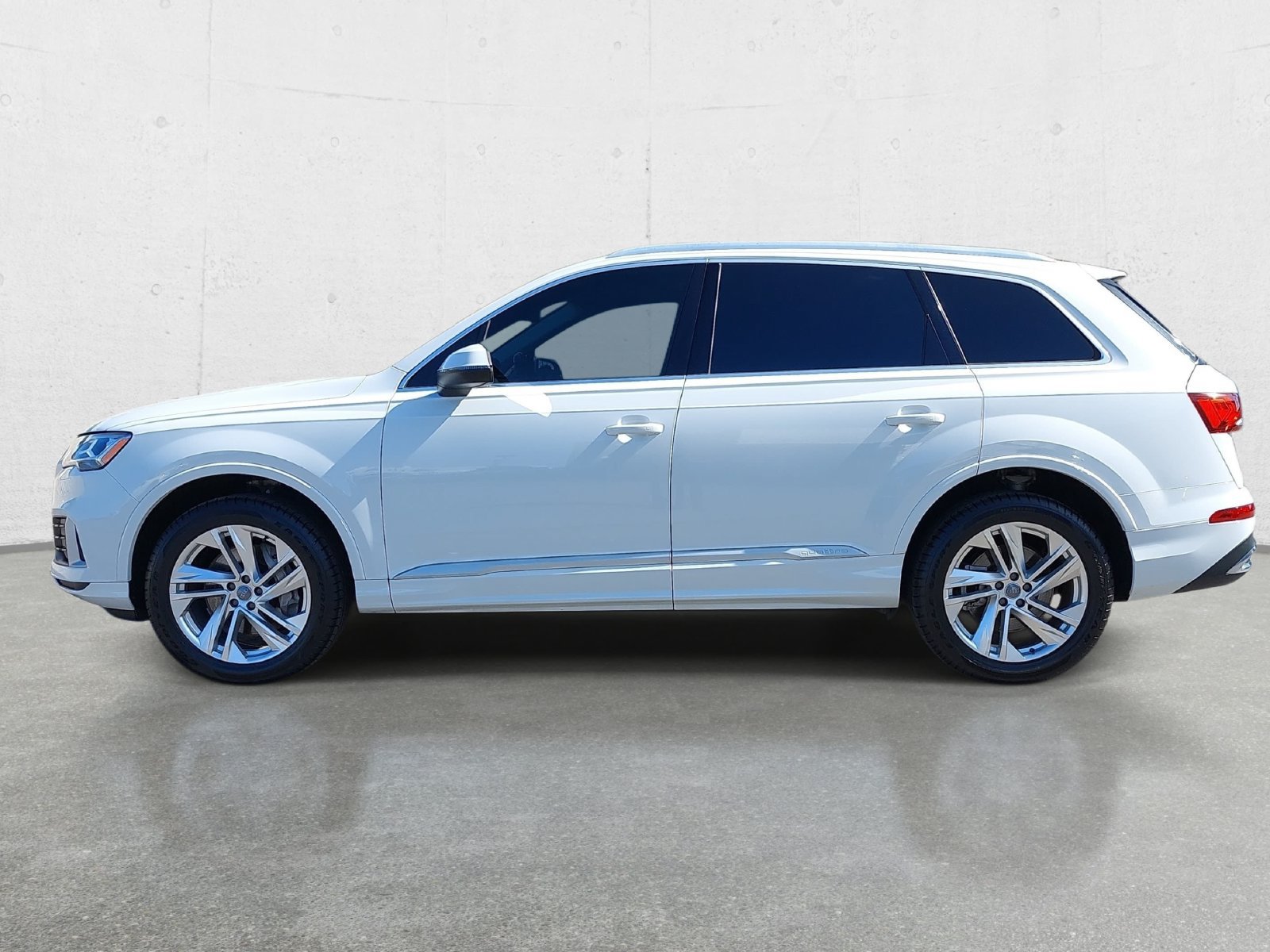 Used 2020 Audi Q7 2.0T Premium w/ Convenience Package AWD/4WD image 8