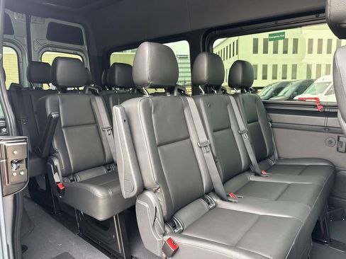 New 2025 Mercedes-Benz Sprinter 2500 image 7