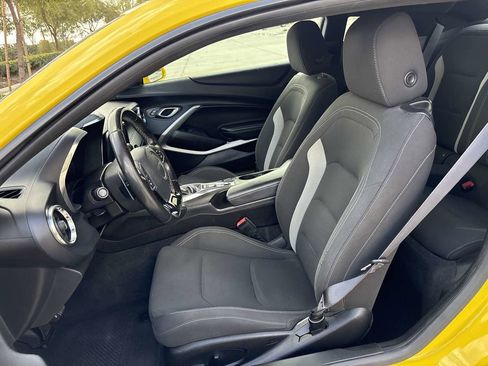 Used 2016 Chevrolet Camaro LT image 17