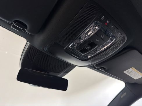 Used 2021 Mercedes-Benz GLS 450 4MATIC image 18