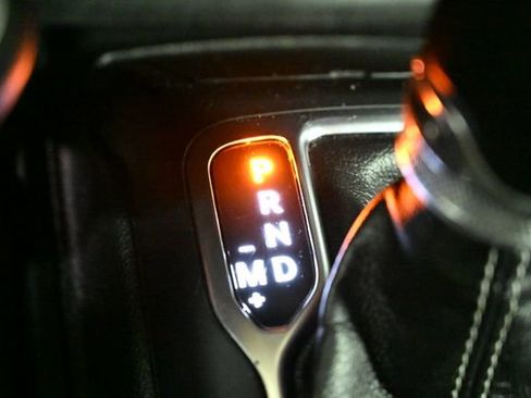 Used 2021 Jeep Wrangler Unlimited Sahara image 29