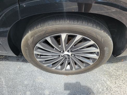 Used 2025 Hyundai Palisade Calligraphy AWD/4WD image 8