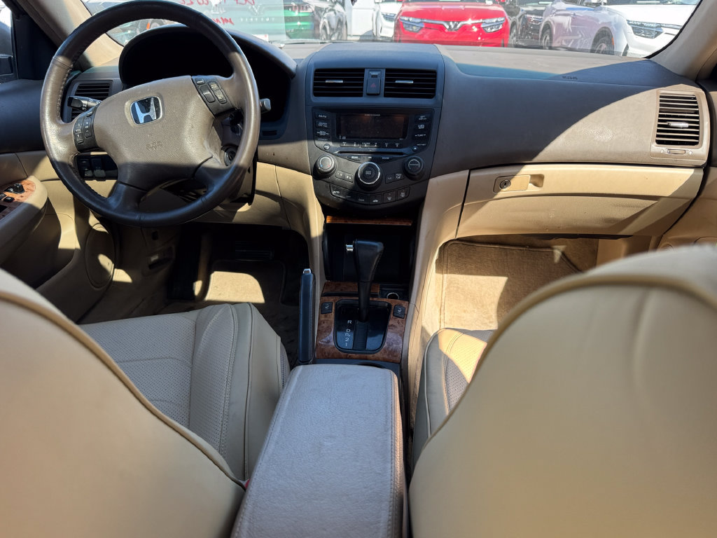 Used 2004 Honda Accord EX image 19
