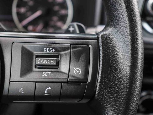 Used 2023 Nissan Rogue S AWD/4WD image 24