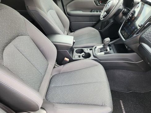 Certified 2025 Subaru Forester Premium AWD/4WD image 14