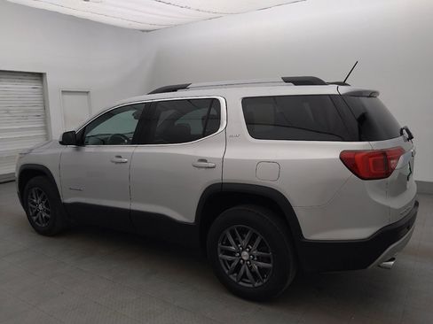 Used 2018 GMC Acadia SLT FWD image 3