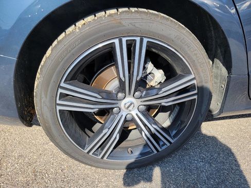 Used 2022 Volvo S60 B5 Inscription w/ Advanced Package image 26