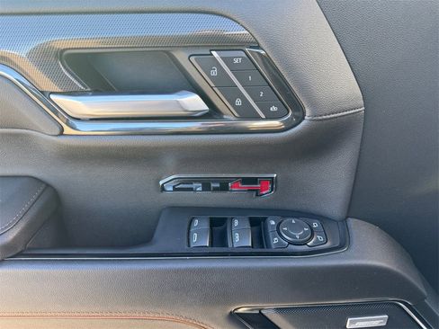 Used 2024 GMC Sierra 1500 AT4 w/ Technology Package image 20