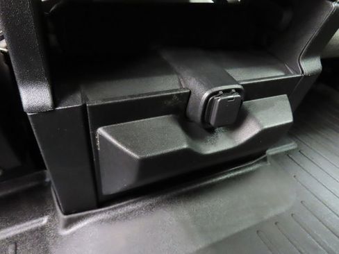 Used 2017 Ford F150 XLT w/ Equipment Group 302A Luxury image 14