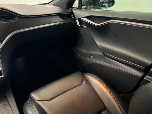Used 2019 Tesla Model S Performance AWD/4WD image 10
