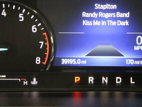 Used 2022 Ford Explorer XLT RWD image 38
