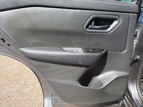 Certified 2025 Nissan Rogue S image 8