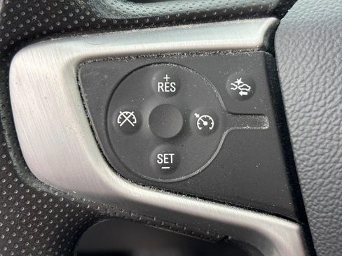 Certified 2023 GMC Acadia SLE w/ Driver Convenience Package image 19