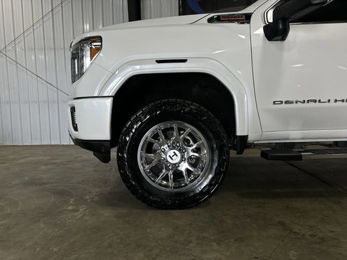 Used 2021 GMC Sierra 2500 Denali AWD/4WD image 18