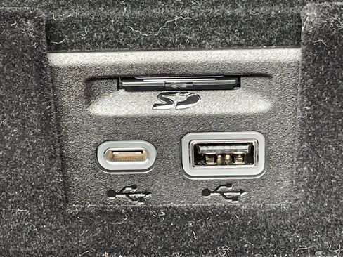 Certified 2023 Cadillac XT6 Premium Luxury image 29