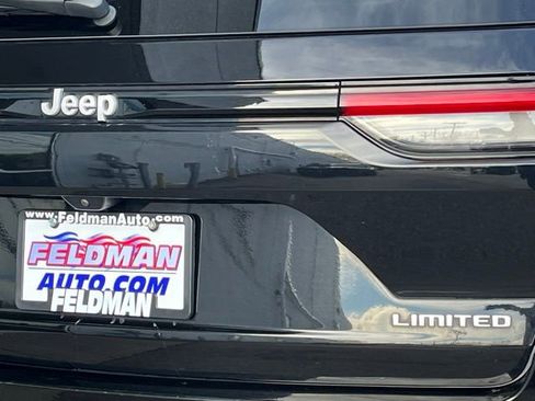 Used 2024 Jeep Grand Cherokee Limited image 32