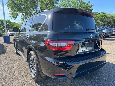 Used 2024 Nissan Armada SL w/ Midnight Edition Package AWD/4WD image 6