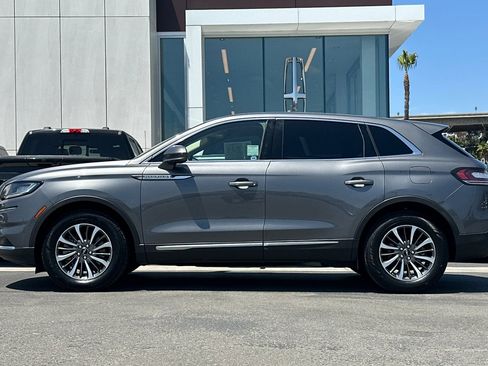 Certified 2023 Lincoln Nautilus FWD w/ Premium Package image 6