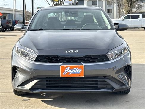 Used 2024 Kia Forte LXS image 7