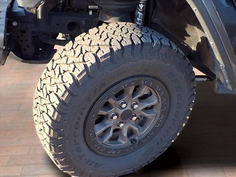 Used 2022 Jeep Wrangler Unlimited Rubicon w/ Trailer Tow Package image 38