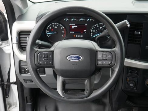 Used 2023 Ford F250 XL w/ F-250 >10K GVWR Package image 15