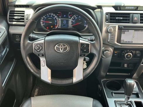 Used 2016 Toyota 4Runner SR5 Premium AWD/4WD image 19