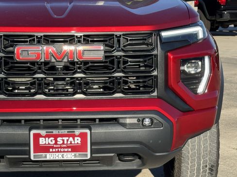 Used 2023 GMC Canyon Elevation w/ Elevation Premium Package image 5