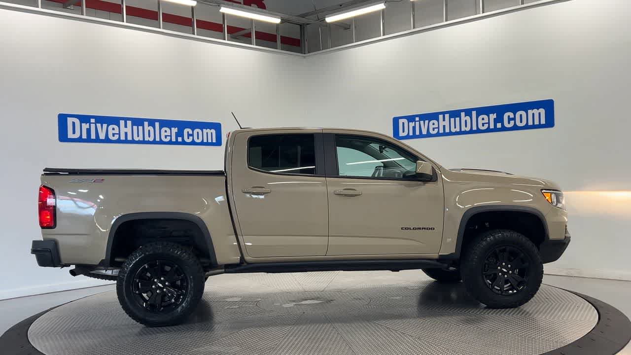 Used 2022 Chevrolet Colorado ZR2 w/ ZR2 Dusk Special Edition AWD/4WD image 3