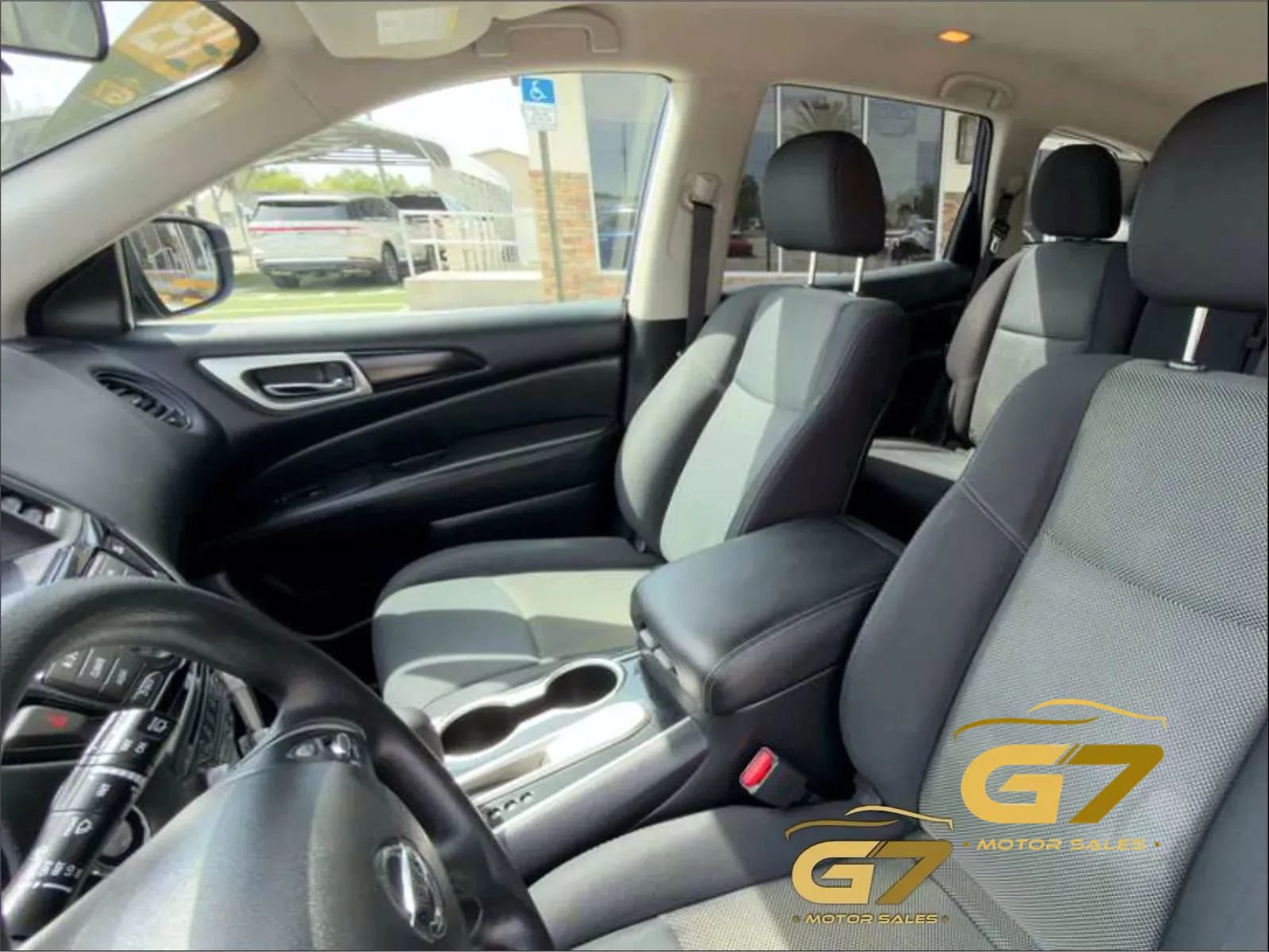 Used 2018 Nissan Pathfinder S FWD image 10