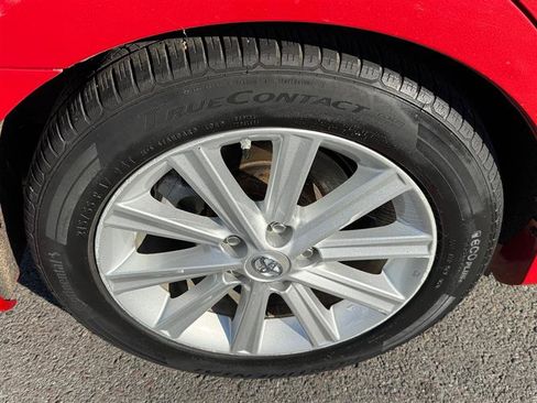 Used 2012 Toyota Camry XLE image 22